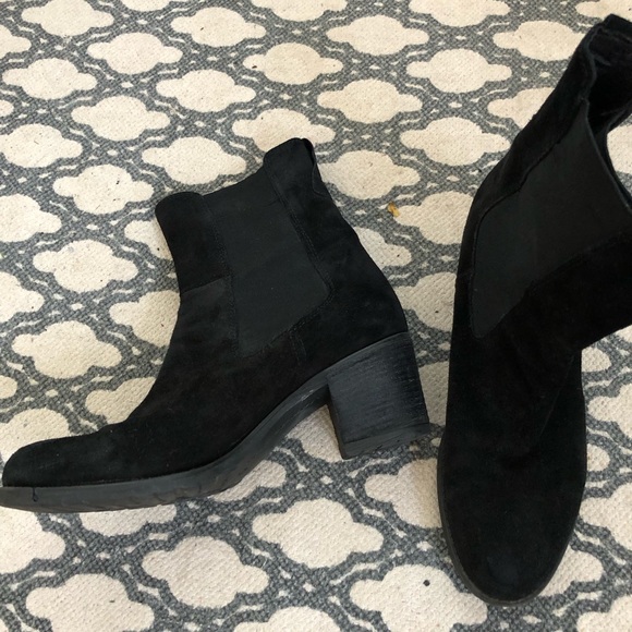 Browns Chelsea Boots - Picture 3 of 3